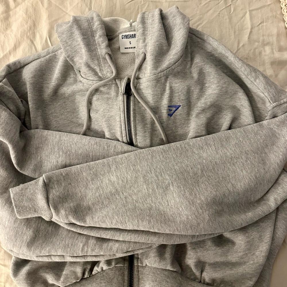 Gymshark Light Gray Zip-Up women’s Sweater